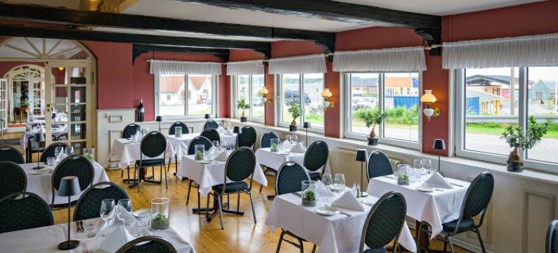 哈瓦普桑德法格库酒店(Hvalpsund Færgekro)图片