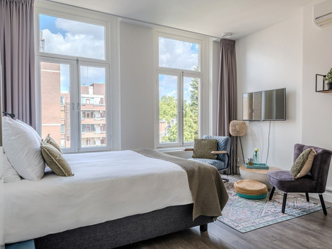 奥拉涅斯塔特酒店