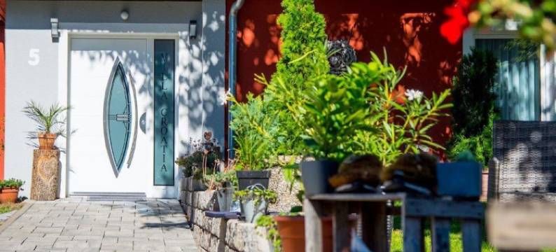 克罗地亚别墅和阿德里亚餐厅(Villa Croatia & Restaurant Adria)图片