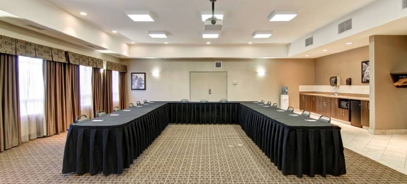 艾斯特哈兹卡纳尔塔酒店(Canalta Hotel Esterhazy)图片