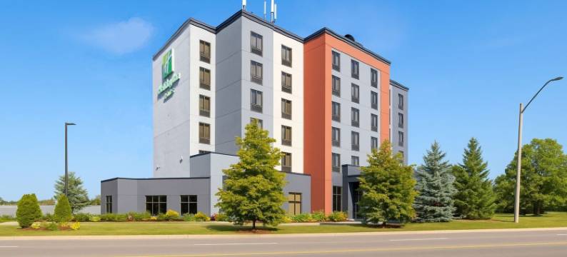 假日酒店及套房密西沙加西/梅多维尔(Holiday Inn & Suites MISSISSAUGA WEST - MEADOWVALE by IHG)图片