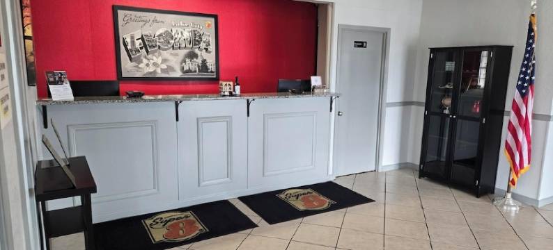 湖城速8酒店(Super 8 by Wyndham Lake City)图片