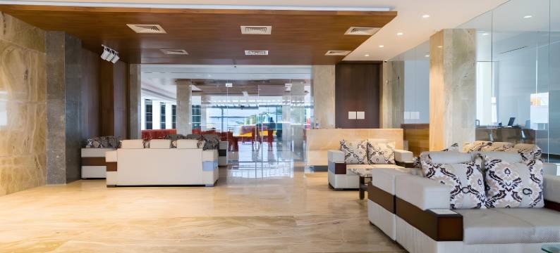 蒂鲁帕图尔山酒店(Hotel Hills)图片