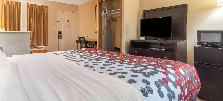 希尔斯伯勒 I-35 伊克诺旅馆(Econo Lodge Hillsboro I-35)图片