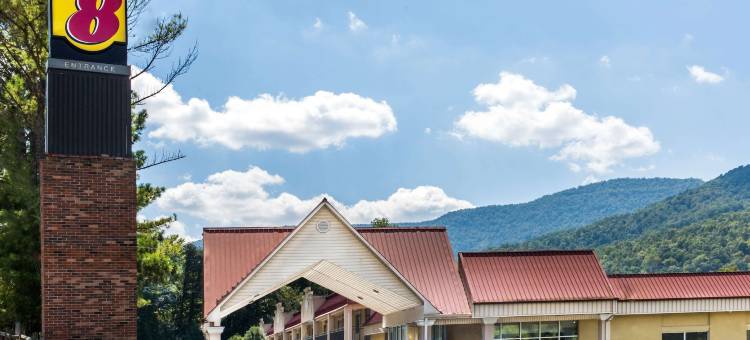 加利威尔速8酒店(Super 8 by Wyndham Caryville TN)图片