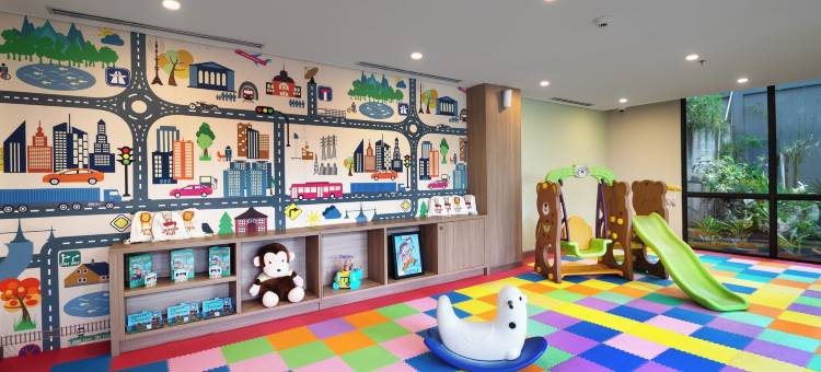 万鸦老卢万萨酒店及会议中心(Luwansa Hotel and Convention Center Manado)图片