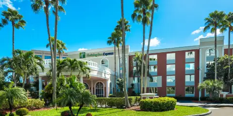 Holiday Inn Express 邁阿密國際機場多拉區
