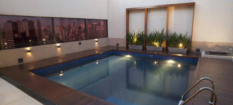 由纳赛母公司经营的维多利亚别墅库里提巴酒店(Hotel Victoria Villa Curitiba by Nacional Inn)图片