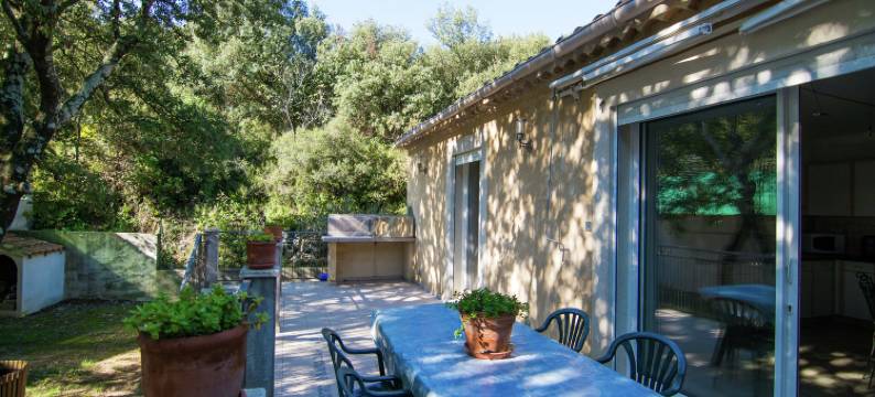 Villa in Lédenon with Private Pool图片