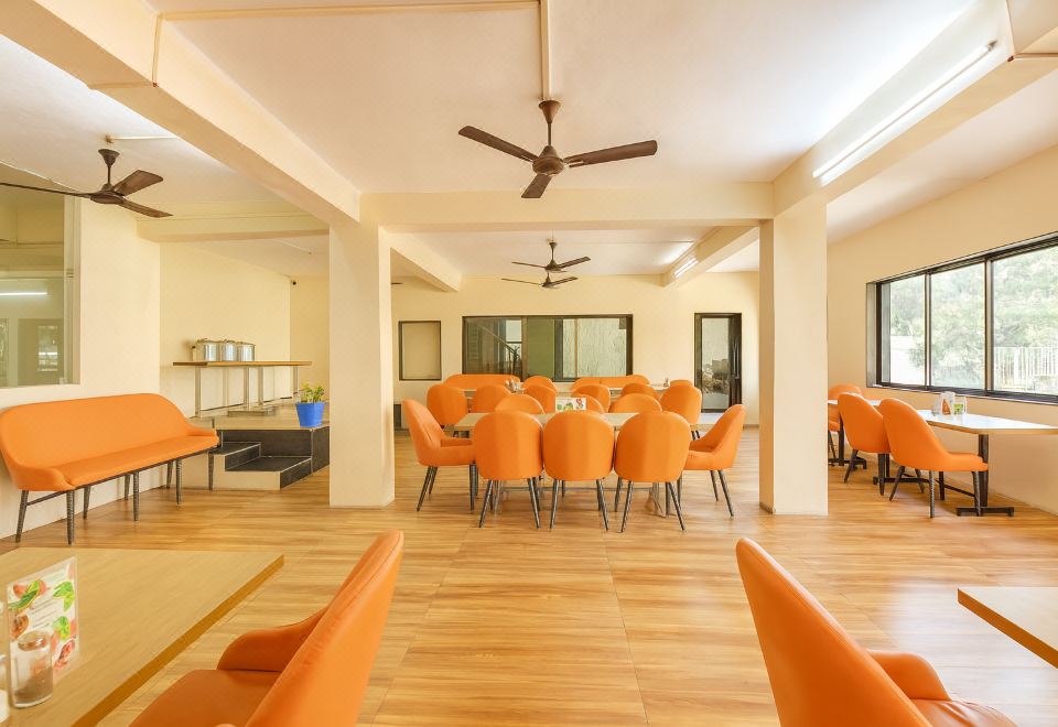 Hotel Always Welcome Hotel Overview