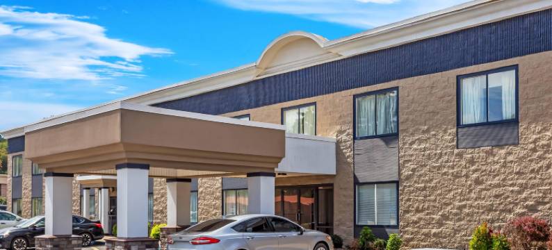 西佳亨廷顿购物中心酒店(罗德威巴伯斯维尔, WV)(Rodeway Inn)图片