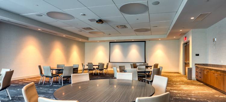 Holiday Inn Express & Suites Charlotte - South End图片