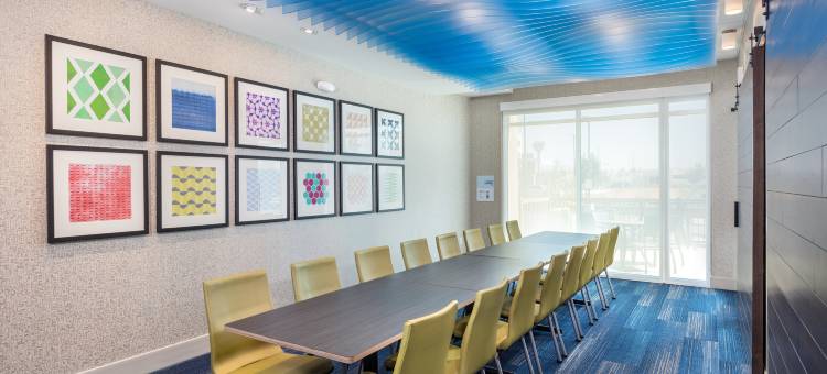 莫雷诺谷里弗赛德智选假日套房(Holiday Inn Express & Suites Moreno Valley - Riverside)图片