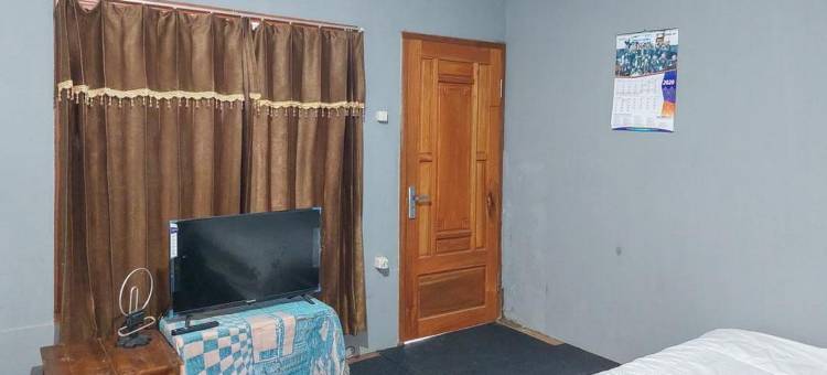 斯里德维民宿酒店(Sri Dewi Homestay)图片