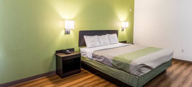 德克萨斯北里奇兰希尔斯 - 沃思堡东北 6 号汽车旅馆(Motel 6 North Richland Hills, TX - NE Fort Worth)图片