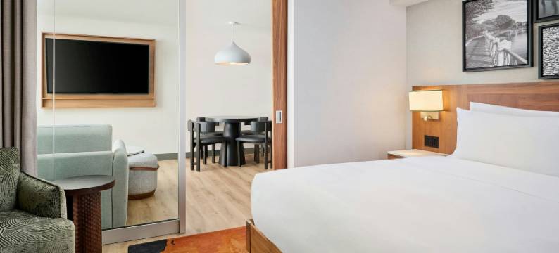 Ômage Hotel, Montreal Laval, a Tribute Portfolio Hotel图片