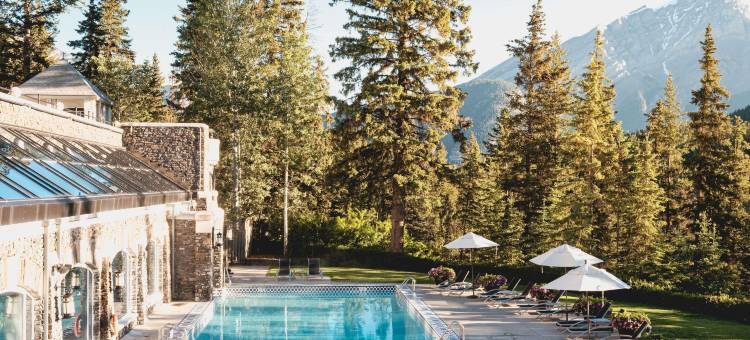 费尔蒙班夫温泉酒店(Fairmont Banff Springs)图片