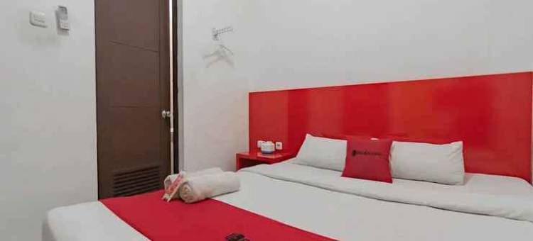红多兹酒店-加鲁马斯(RedDoorz @ Galuh Mas)图片