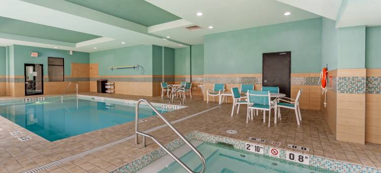 Holiday Inn & Suites 埃德蒙顿国际机场(Holiday Inn & Suites EDMONTON ARPT - CONFERENCE CTR by IHG)图片