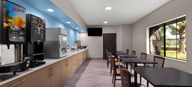 温德姆旗下戴斯酒店 麦克多诺(Days Inn by Wyndham McDonough)图片