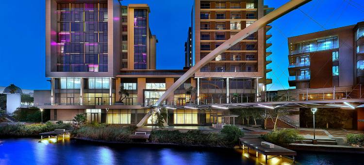 开普敦水晶塔万豪酒店(Cape Town Marriott Hotel Crystal Towers)图片