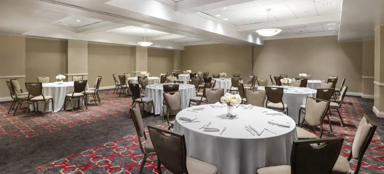 普莱恩维尤贝斯特韦斯特精品酒店-长岛(Best Western Premier Plainview-Long Island Hotel)图片