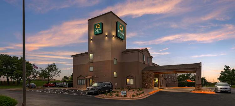 堪萨斯城国际机场品质酒店(Quality Inn Kansas City International Airport)图片