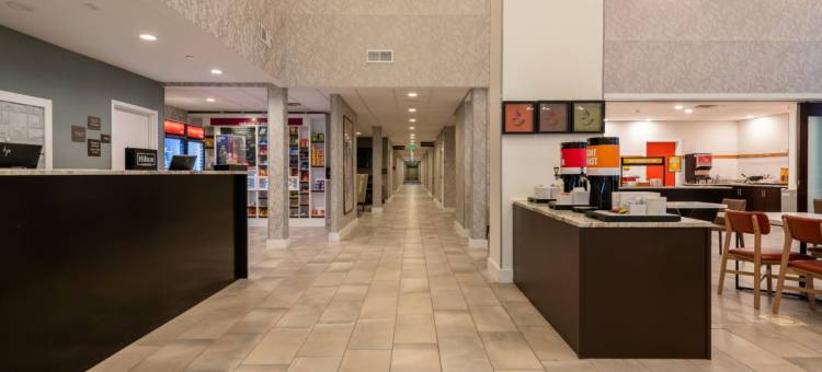 马萨诸塞州波士顿/斯托顿欢朋酒店及套房(Hampton Inn & Suites Boston/Stoughton, Ma)图片