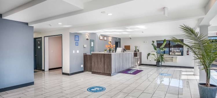 东皮奥里亚美洲最佳价值旅馆(Americas Best Value Inn East Peoria)图片