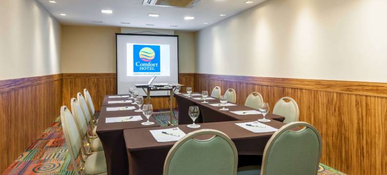 坎普斯多斯戈塔卡兹舒适酒店(Comfort Hotel Campos Dos Goytacazes)图片