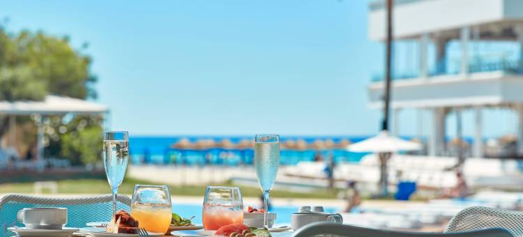 纯白精品套房酒店(So White Club Resort)图片