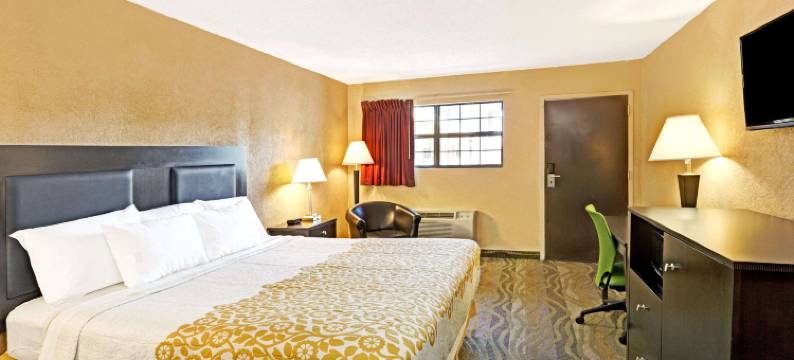 切罗基戴斯酒店-近(Days Inn by Wyndham Cherokee Near Casino)图片