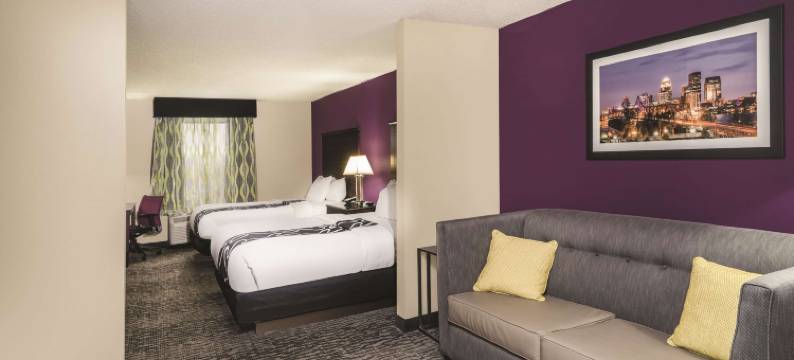 路易维尔东拉昆塔温德姆套房酒店(La Quinta Inn & Suites by Wyndham Louisville East)图片