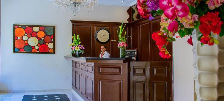 克罗尼尔广场酒店(Hotel Plaza Colonial)图片