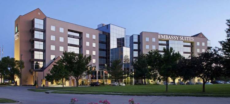 希尔顿安泊酒店-圣路易斯机场(Embassy Suites by Hilton St. Louis Airport)图片