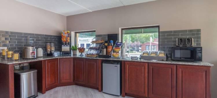 纳什维尔圣托马斯西医院戴斯酒店(Days Inn by Wyndham Nashville Saint Thomas West Hospital)图片