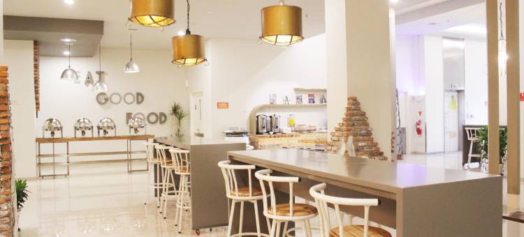 雅加达科拉帕加丁POP酒店(Pop! Hotel Kelapa Gading)图片