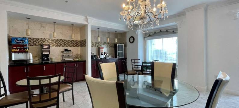 罗阿诺克贝斯特韦斯特套房酒店(Best Western Roanoke Inn  Suites)图片