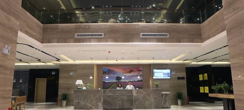 风华酒店(贵阳花溪公园贵州大学花溪南校区店)图片