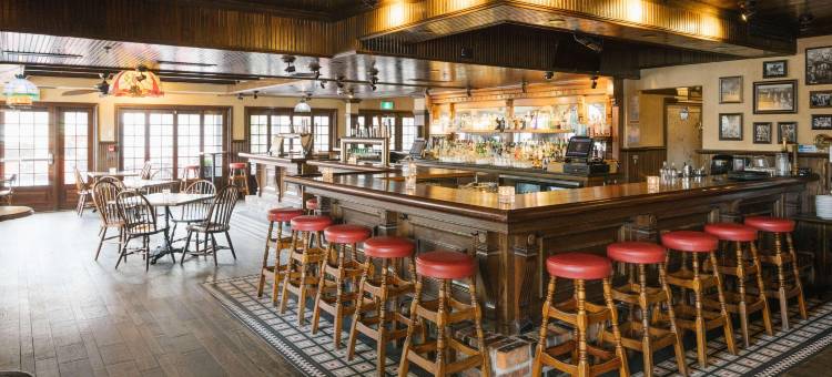 维多利亚希尔顿逸林套房酒店(DoubleTree by Hilton Hotel & Suites Victoria)图片