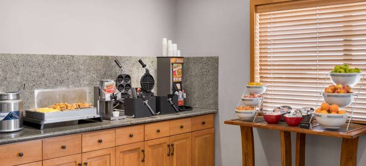 拉勒米美吟温德姆酒店-近怀俄明大学(AmericInn by Wyndham Laramie Near University of Wyoming)图片