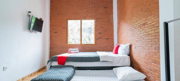 红多兹伊斯兰酒店-谏义里塞洛芒棱(RedDoorz Syariah @ Selomangleng Kediri)图片