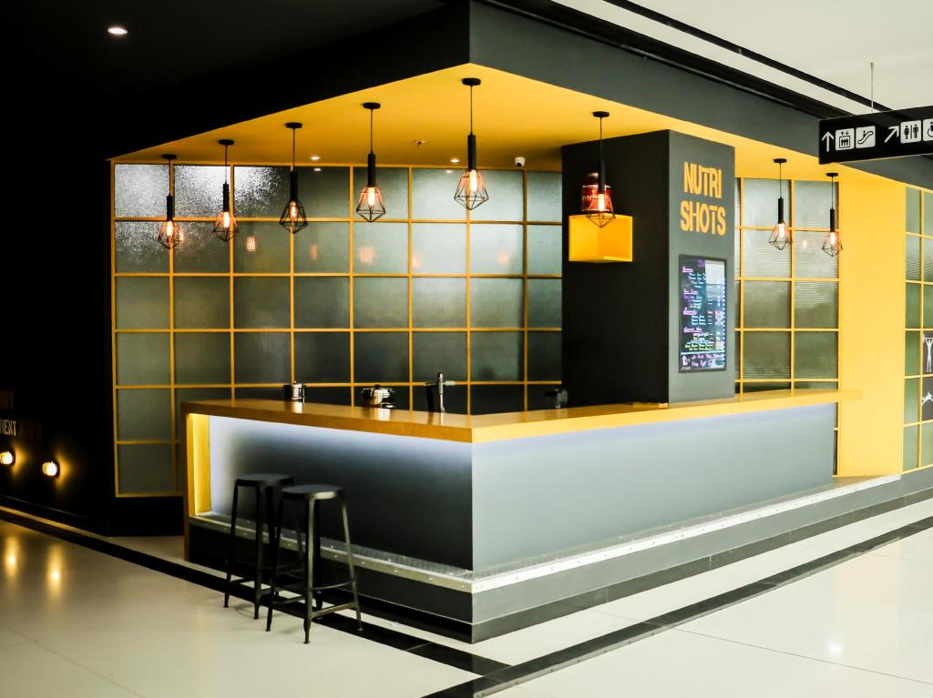 The Waverly Hotel & Residences Hotel Overview