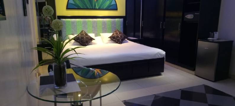 DH 娃娃屋酒店(Fields Walking Street Hotel)图片