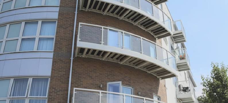 吉尔福德站景观酒店(Guildford - Station View)图片