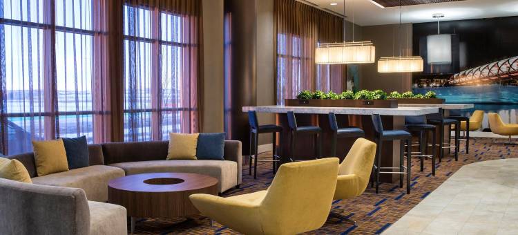 卡尔加里南万怡酒店(Courtyard Calgary South)图片