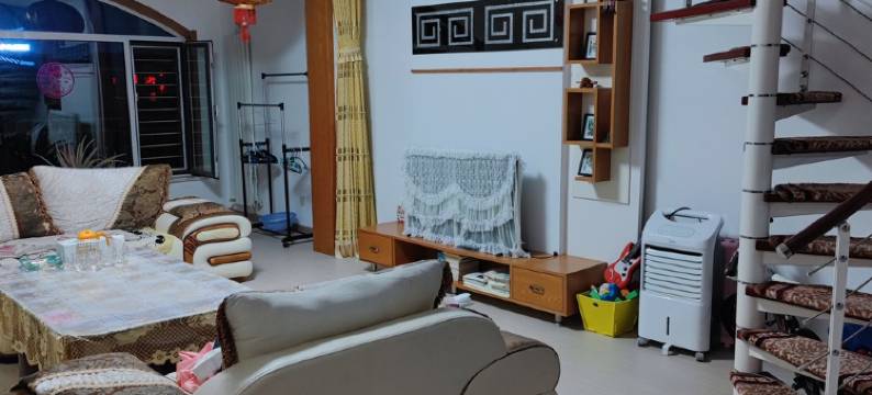 童话世界小屋(康盛路分店)图片