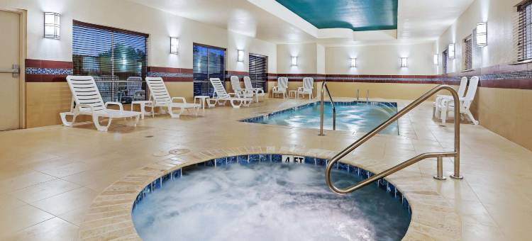 皮索尔拉昆塔温德姆套房酒店(La Quinta Inn & Suites by Wyndham Pearsall)图片