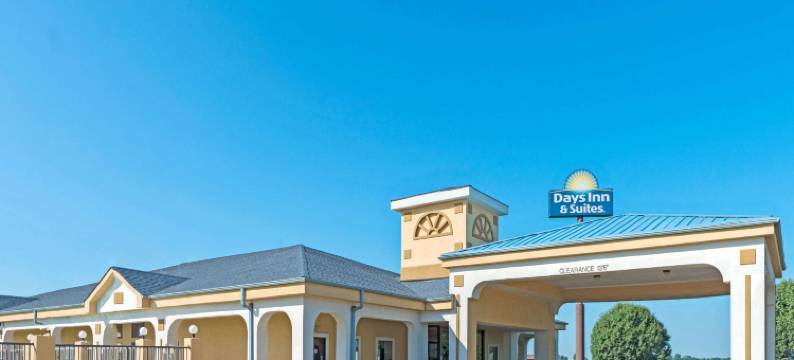 奥西奥拉戴斯套房酒店(Days Inn & Suites by Wyndham Osceola AR)图片