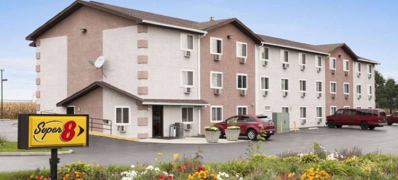 秘鲁饥饿岩州立公园速8酒店(Super 8 by Wyndham Peru Starved Rock State Park)图片